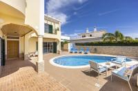 Sunflower Villa by Seewest - Bed and Breakfast Lagos