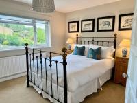 Lovely 3 bed house with views, parking & garden - Chambres d'hôtes Bath
