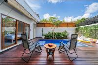 Soham Villa - Stylish 3BR Private Pool Villa in Canggu - B&B Tambakboyo