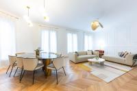 Luxury Rivoli 4 Bed 3,5 Bath by Hotel de Ville BHV - B&B Parigi