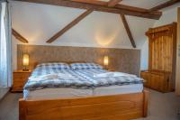 Dreibettzimmer mit Bad