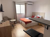 La Pause Bourbon T1 cosy centre ville St Denis - Parking - Chambres d'hôtes Saint-Denis