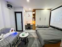 Deluxe Studio