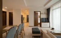 Apartamento de 3 dormitorios con balcón