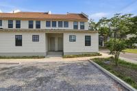 Pass Christian 3BR - Pool - Walk to the Beach - Bed and Breakfast Pass Christian