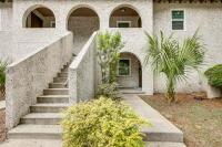 Pool Time & Island Vibes! Hilton Head Getaway - B&B Hilton Head
