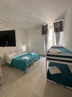 Casa Dora Apartment in Naples Hystorical city center - Chambres d'hôtes Naples