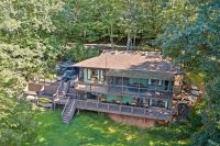 Cozy Mountain Getaway with Hot Tub - Ferienwohnung Lake Lure