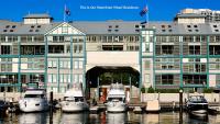 Designer Harbour Apartment - Walk to Opera House - B&B Sydney