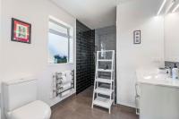 House In The Heights - Ferienwohnung Taupo