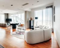W Apartments 180 View Luxury 4BR Residence, Sauna - Chambres d'hôtes Tallinn
