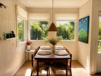 Cozy summer cottage with orangery close to Heatherhill and Beach - Chambres d'hôtes Vejby