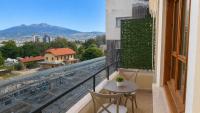 Sunset wagon, 1 bedroom, 1 living room with open kitchen bar, 2 balconies, 1 entry hall - Chambres d'hôtes Beyrouth