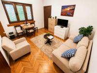 Apartman Jadran Private Parking - Bed and Breakfast Dobrota