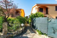 Estay - EuHouse - Seaview - AirCon - Parking - B&B Costa Rei