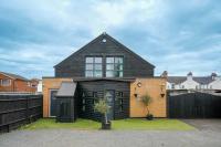 6-Bedroom Family Haven with Garden in Aylesbury - Bed and Breakfast Aylesbury