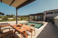 Four Stones Villas - Ferienwohnung Pefkochori