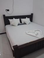 nrtbeachresort - Chambres d'hôtes Trinquemalay
