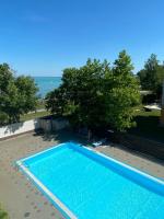 Solar Beach Apartman - Chambres d'hôtes Siófok