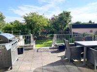 Messe Apartment with 2 bedrooms, Kitchen and Garden - B&B Düsseldorf