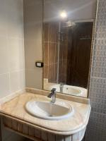 Nargis Suites Studio - Bed and Breakfast Caïro
