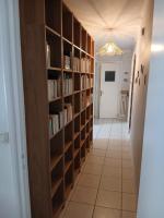 T2 lumineux avec balcon - proche centre à pied - B&B Chambéry