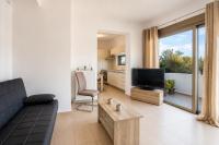 One-Bedroom Apartment with Balcony