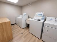 The Fox Den in Old Town! Pool, Sauna & Game Room - Ferienwohnung Fort Collins