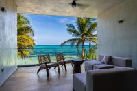 Luxury Beachfront 3BR Apt 102 | Neea Bahia Soliman - B&B Balcheil