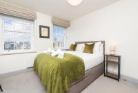Spacious and Stylish City Centre Flat - Pass the Keys - B&B Bath