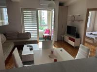 Gogo Apartment - B&B Skopje