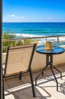 Sole e Mare B2 Beachfront Sea View Apartment - B&B Koutsouras