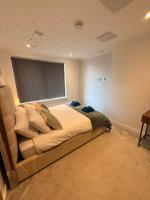 Charming Flat near Kew Gardens Sleeps 5 - B&B Brentford