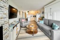 Oceanfront Condo - Second Floor - Pet Friendly - B&B Lincoln City