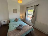 Recently Renovated 2 Bedroom Home In Stoke on Trent - Bed and Breakfast Stoke-on-Trent