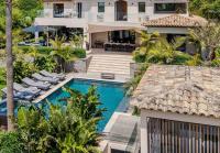 Private Luxury Villa Minutes from the Beach - B&B Porto Vecchio