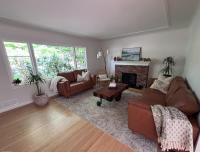 Edgemont House - 8 Guests, Deck and Yard, North Vancouver - Chambres d'hôtes North Vancouver