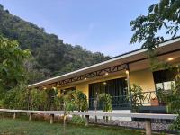 The O' Khao Yai Mountain View Pool & Sauna Villa - Chambres d'hôtes Ban Tha Chang Nuea