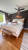 Guest Room with Balcony & Free Parking - B&B Horten