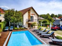 Barackvirág Apartmanház - B&B Tihany