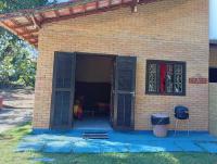 Tahoma Chale Rustico côr Café e vermelho Prumirim Paraiso - B&B Ubatuba