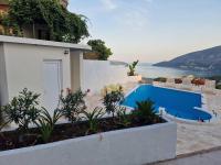 Byron's View Apartment - B&B Herceg Novi