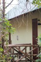 Bwindi Neckview Lodge - B&B Buhoma