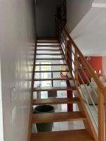 Zimmer mit Queensize-Bett und Gartenblick
