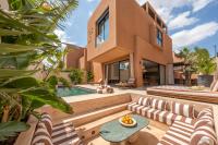 Villa Atlas - 5 Suites de Luxe - Piscine Chauffée - Rooftop - Petit Déjeuner Inclus - Vue Atlas - Chambres d'hôtes Marrakech