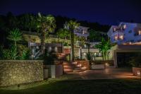 Apartments Secret Garden - Chambres d’hôtes