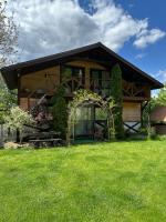 Гостинний двір Підкова - B&B Budyshche