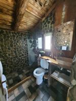 Cabana Noah Rustic - Chambres d'hôtes Vâlcăneşti