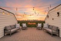 Music City Mansion! 2mi to Broadway, 12 beds - Chambres d'hôtes Nashville