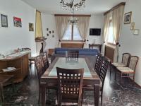 Retica Tirano garage EV Station & Biliards BBQ e private Parking - Bed and Breakfast Tirano